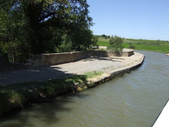a6.jpg